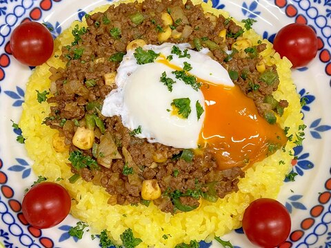 カレー粉で簡単！ピーマンとコーンのドライカレー